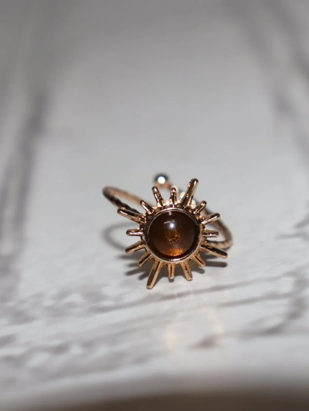 ✨ NWOT Gold Sunburst Ring • Adjustable Size 7–8 ✨